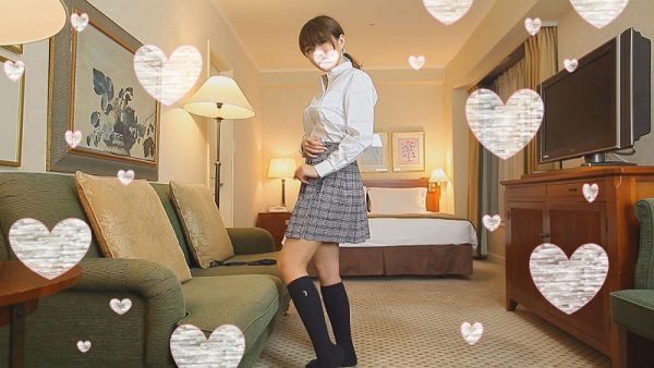 仕事帰りの真面目でスレンダーな美人妻!!☆がに股で人妻マンコをさらけ出して…☆小ぶりの美乳が揺れるぐらいにしっとり激しい騎乗位ダンス!!